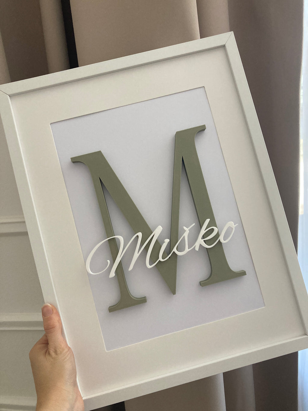 Personalizovaný 3D obraz s menom a iniciálou 30×40 cm – darček na mieru