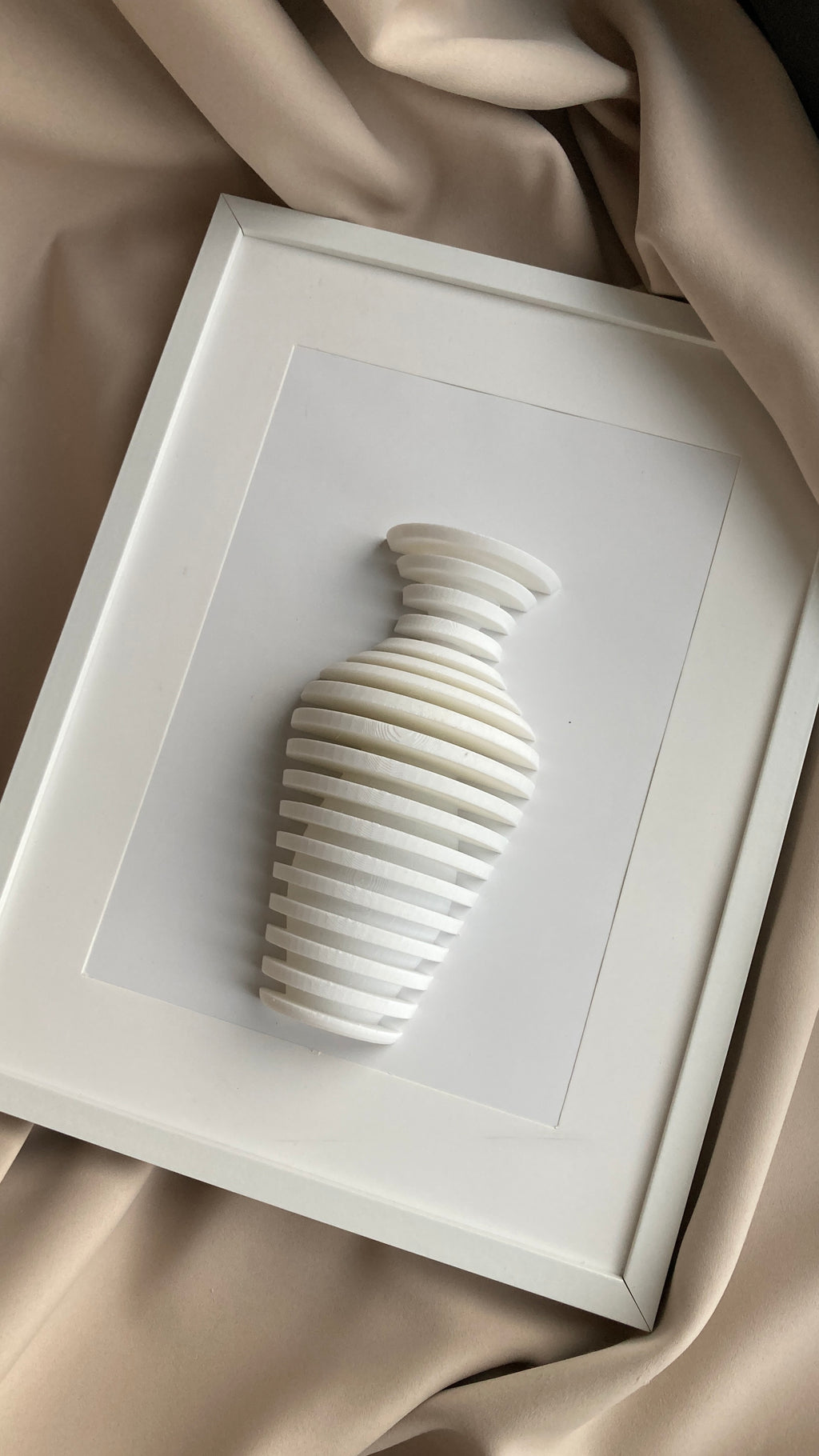 3D obraz Váza – reliéfní dekorace na zeď 30×40 cm | Ručně vyrobený, minimalistický