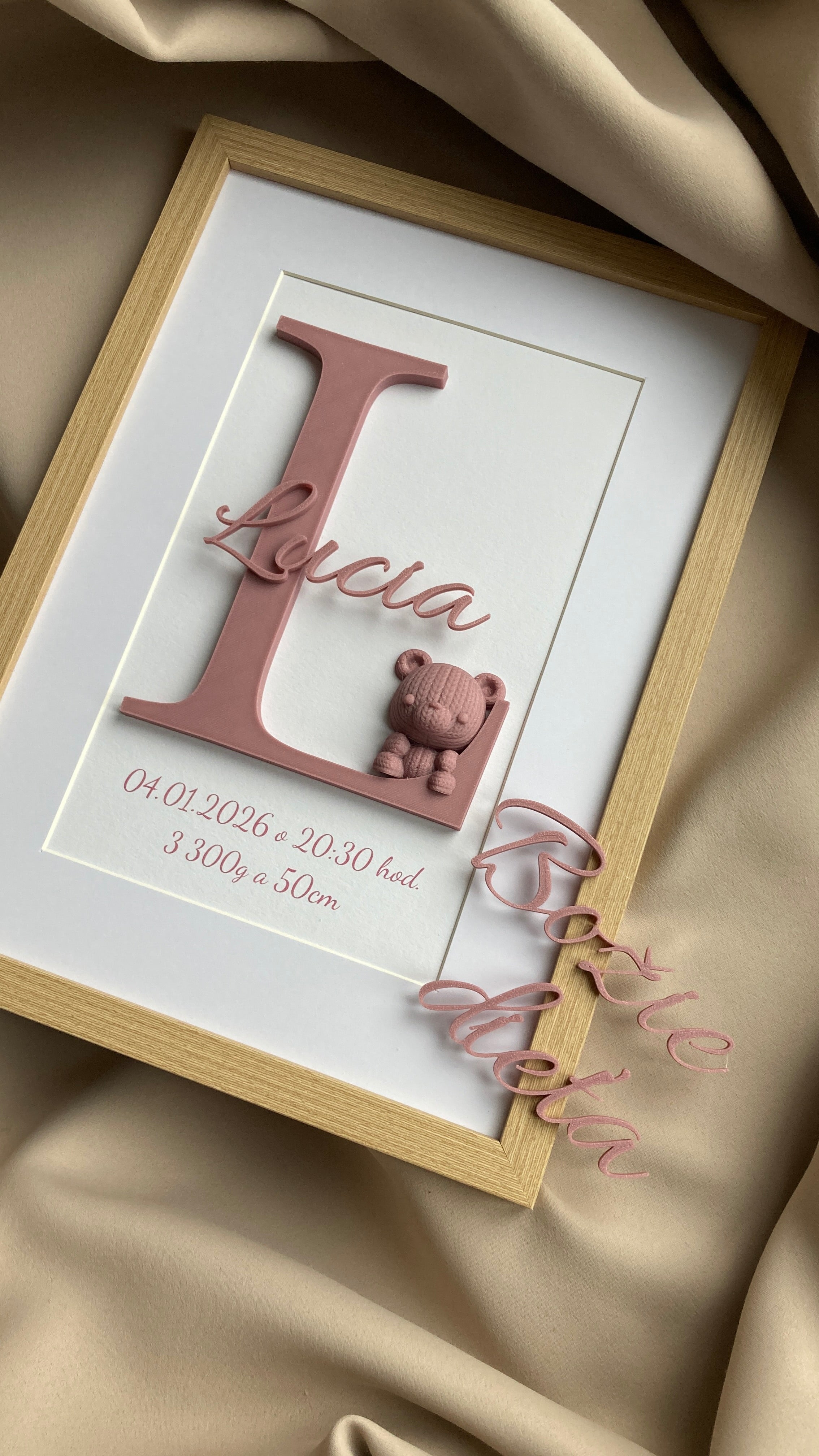 Personalizovaný obraz se jménem miminka – ideální dárek k narození nebo ke křtinám, 20 × 30 cm