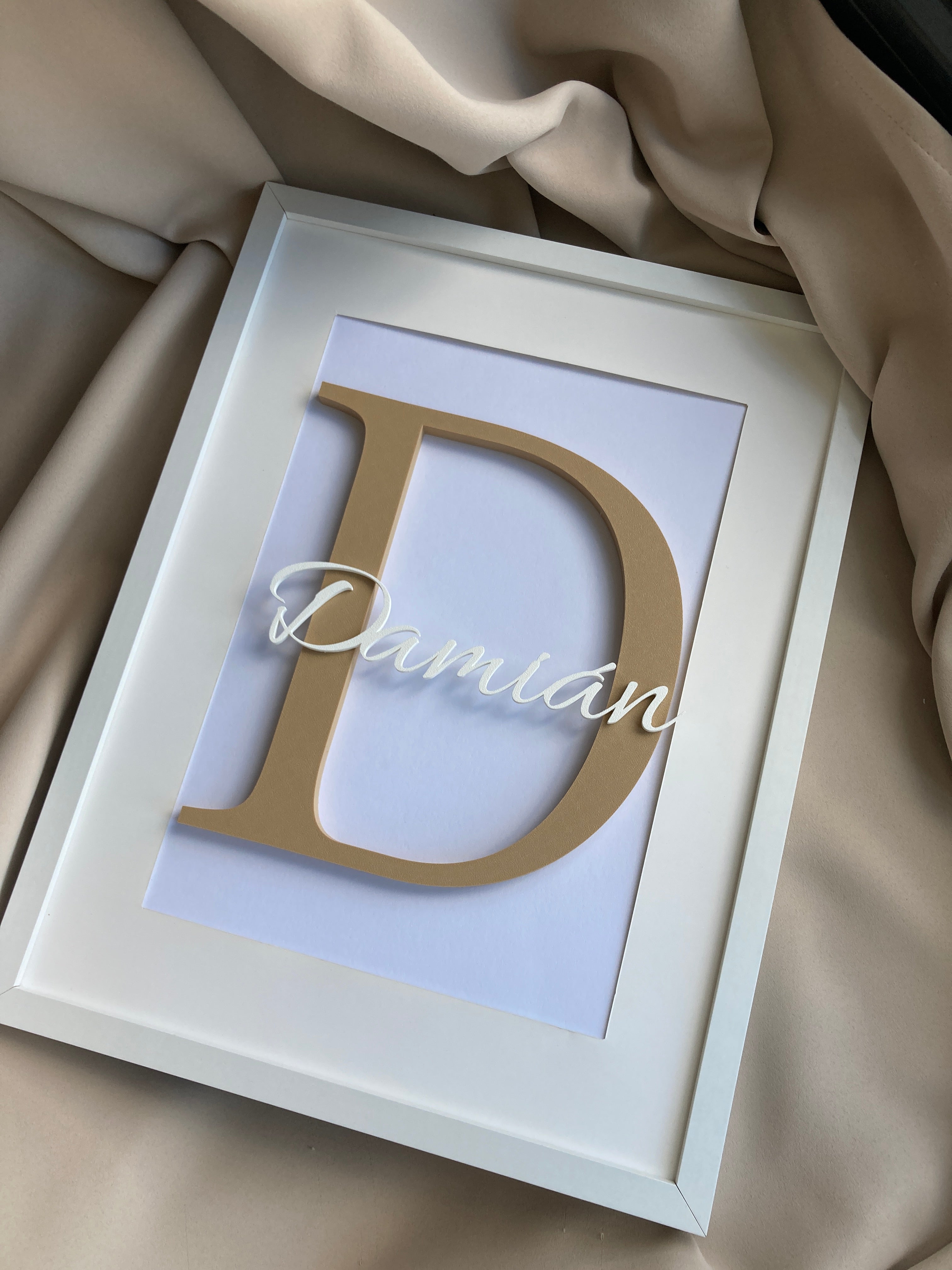 Personalizovaný 3D obraz s menom a iniciálou 30×40 cm – darček na mieru